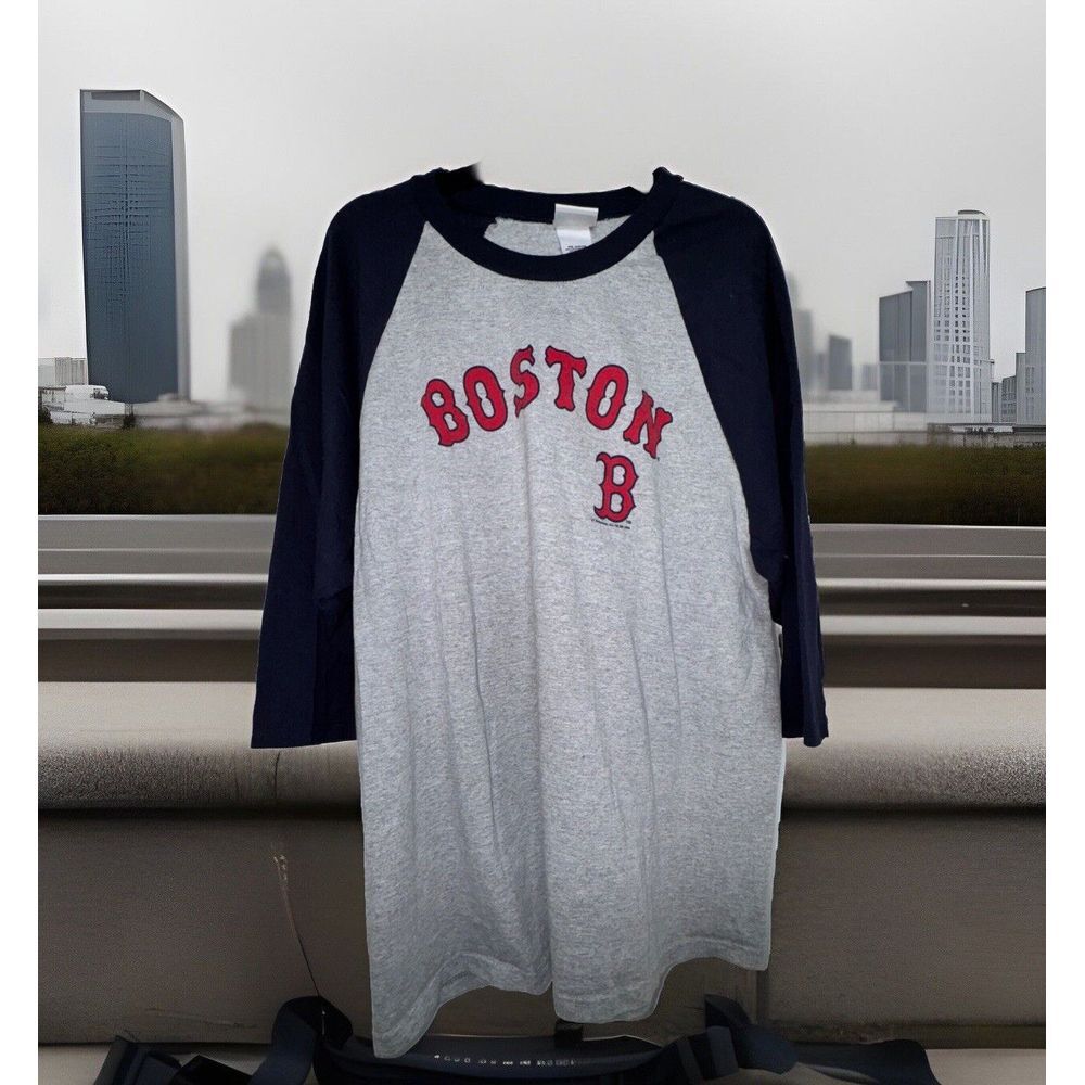 Boston Red Sox Jersey Gray & Navy w/ "B"  Graphic Vintage Majestic XL‎